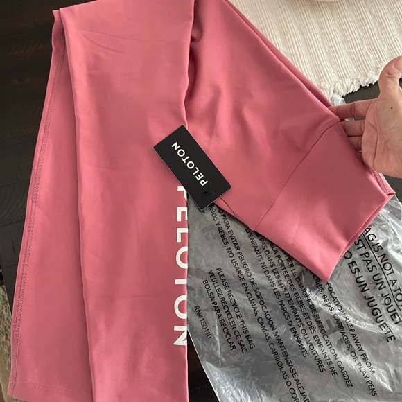 Peloton Show up leggings new - Picture 6 of 9